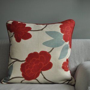Red Roses, Pillow Cover 22" x 22"